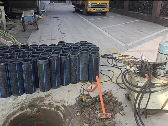 房山PE置换管厂家 DN315置换管 非开挖管短管置换